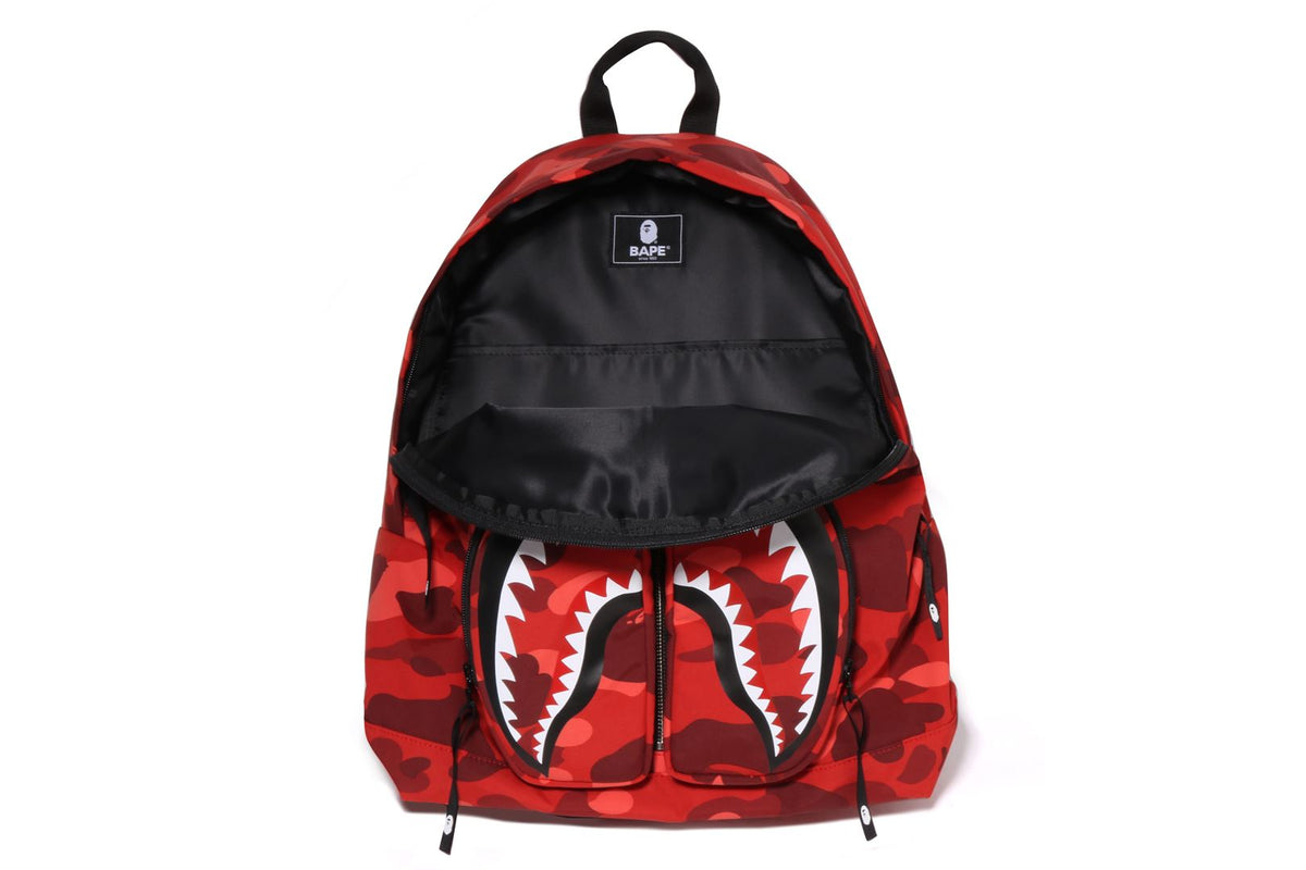 COLOR CAMO SHARK DAYPACK