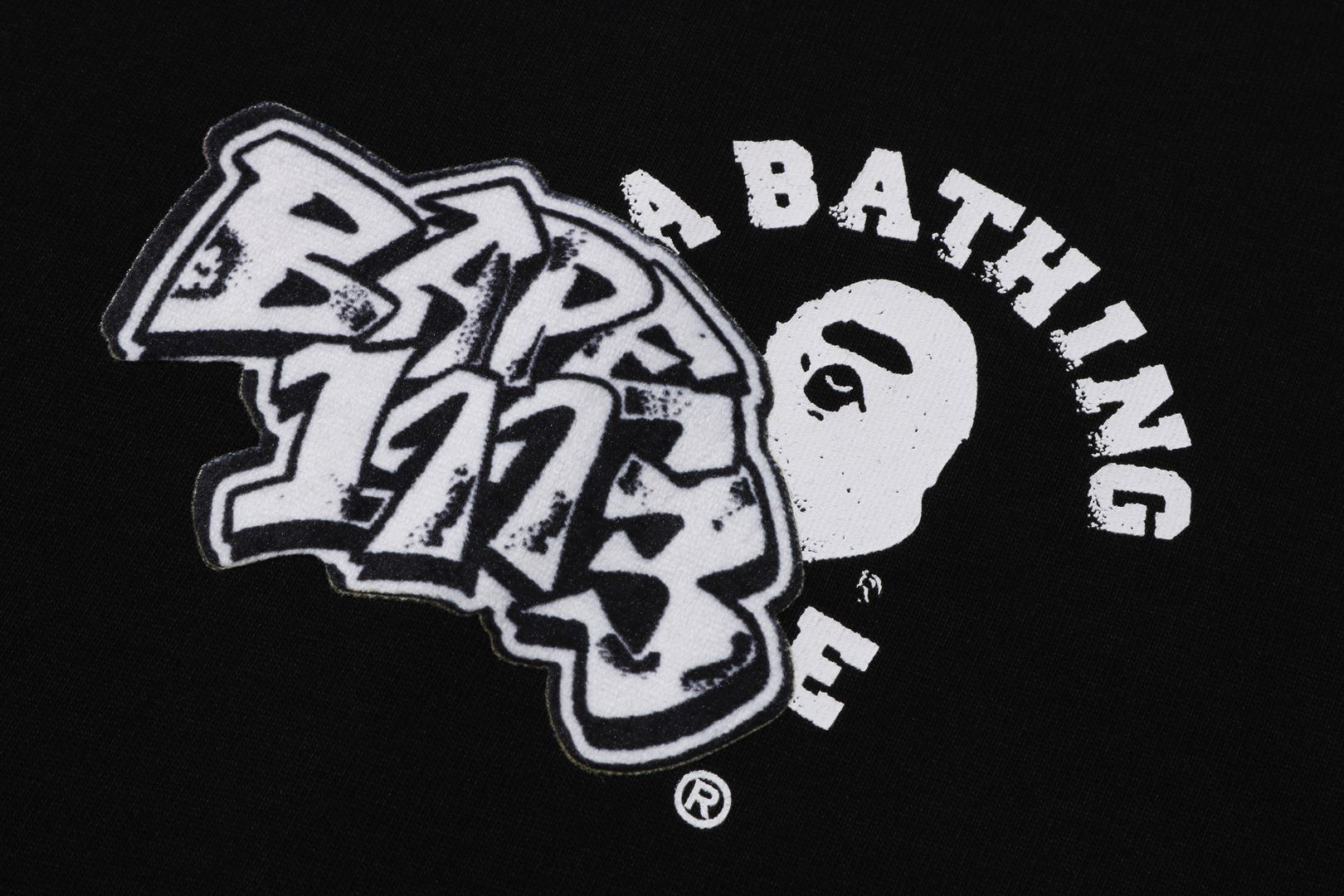 BAPE COMICS GRAPHIC TEE – uk.bape.com