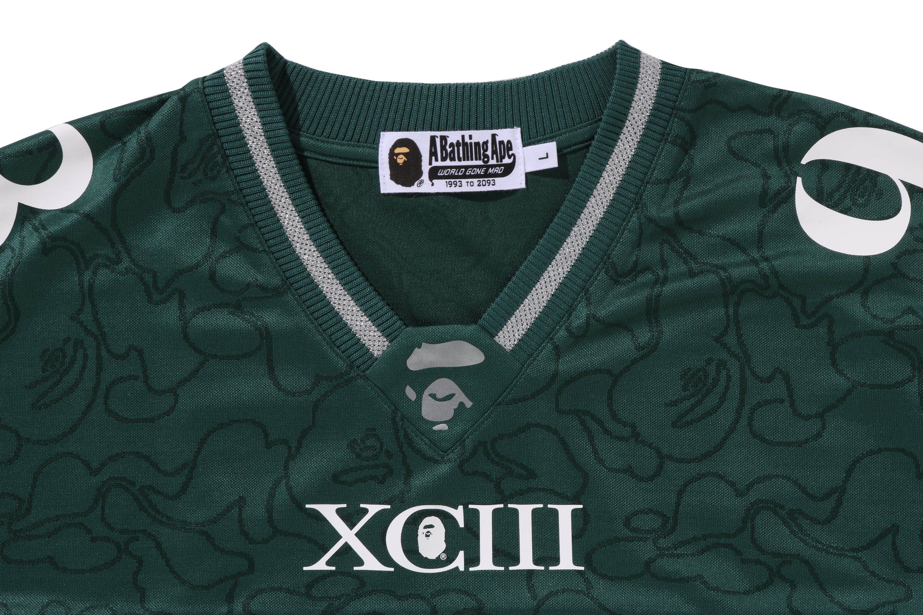 BAPE CAMO FOOTBALL V NECK 【公式通販】
