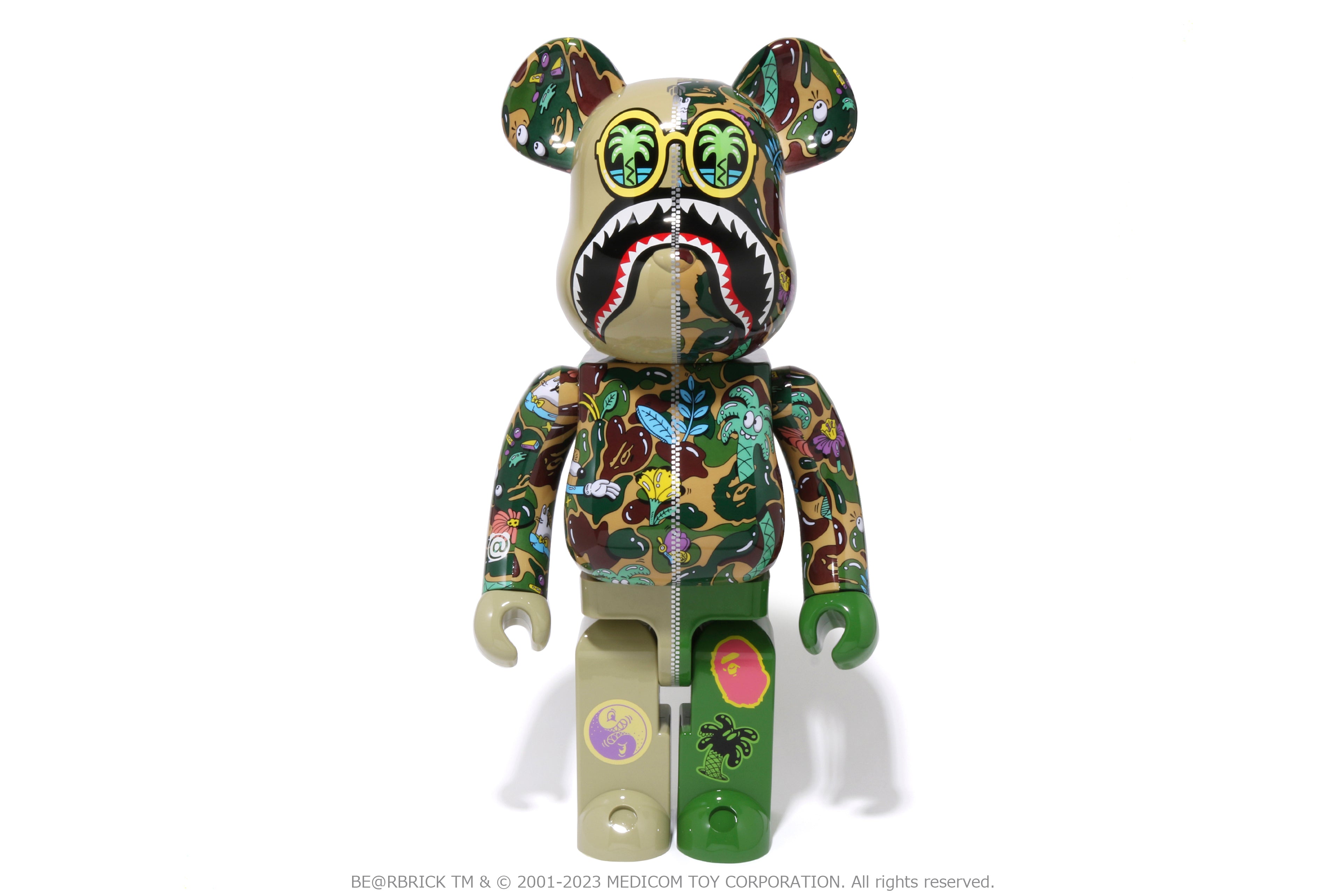 BAPE® X STEVEN HARRINGTON SHARK BE@RBRICK 1000%