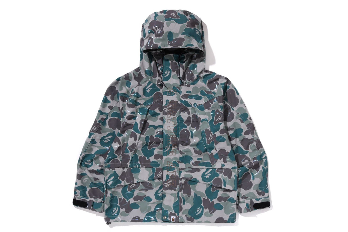 LAMINATED CAMO SNOWBOARD JACKET