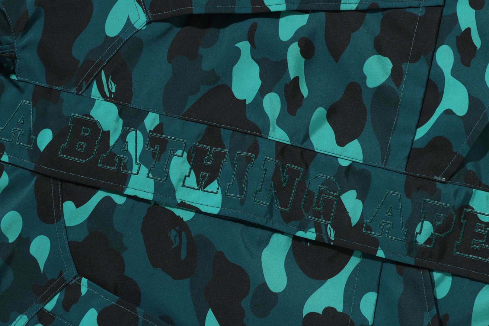 A BATHING APE® Color Camo Snowboard Jacket | Bape official website