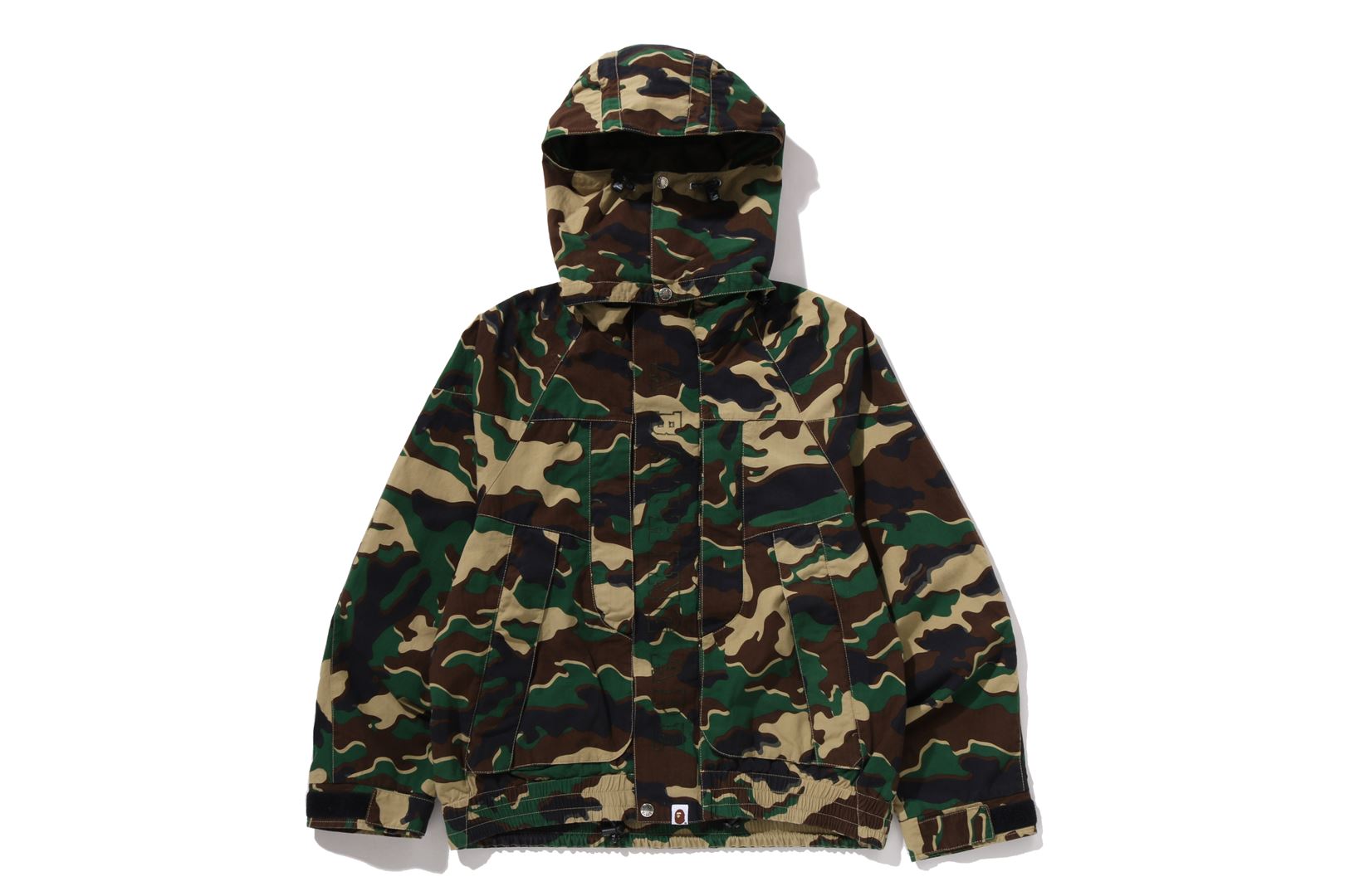 A BATHING APE® Glitch Woodland Camo Short Snowboard Jacket | Bape