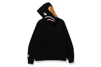 SHARK PULLOVER HOODIE