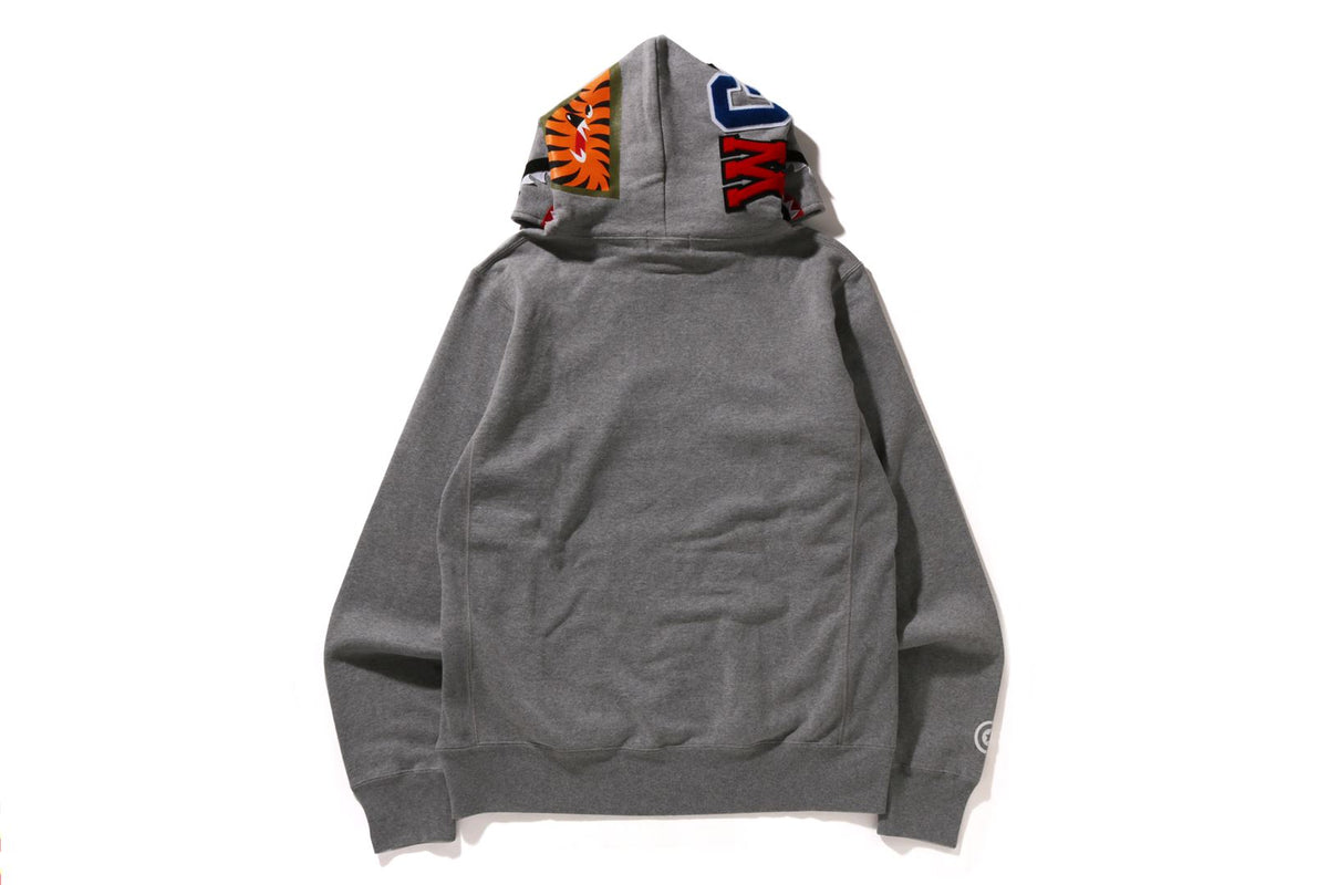 SHARK PULLOVER HOODIE