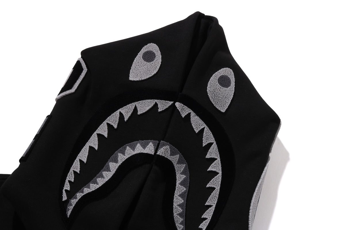 SHARK LOGO RELAXED FIT PULLOVER HOODIE