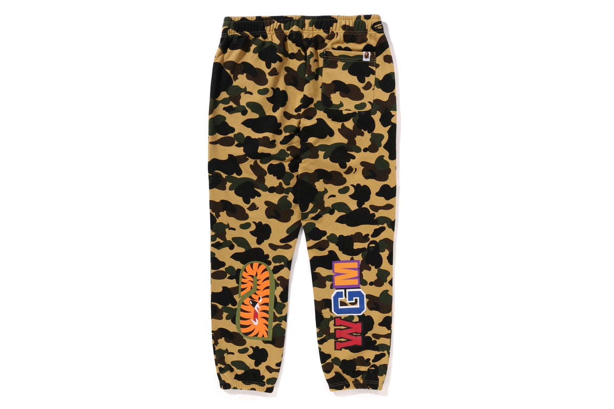 1ST CAMO SHARK SWEATPANTS