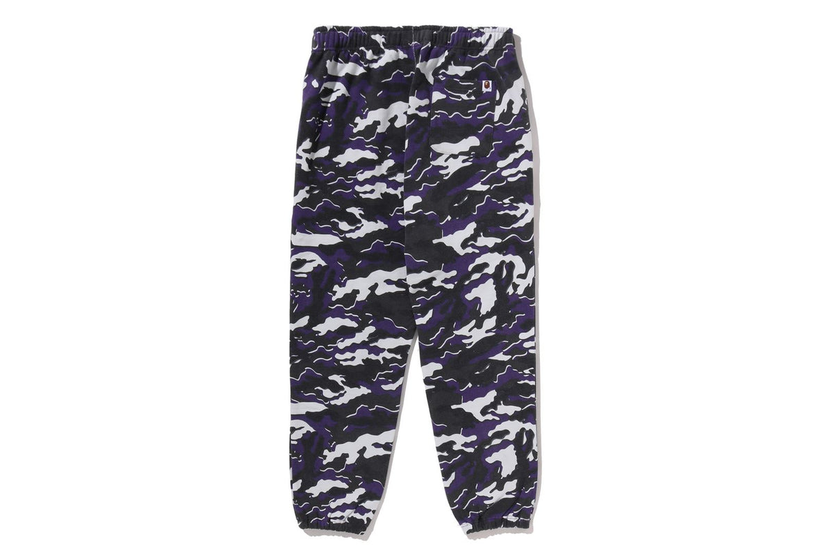 GLITCH WOODLAND CAMO RELAXED FIT SWEAT PANTS