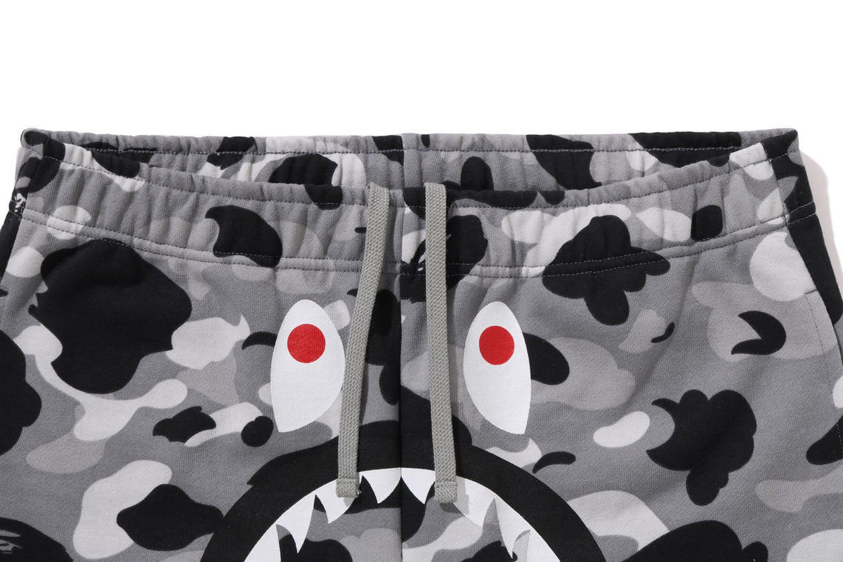 1ST CAMO SHARK REGULAR FIT SWEAT SHORTS