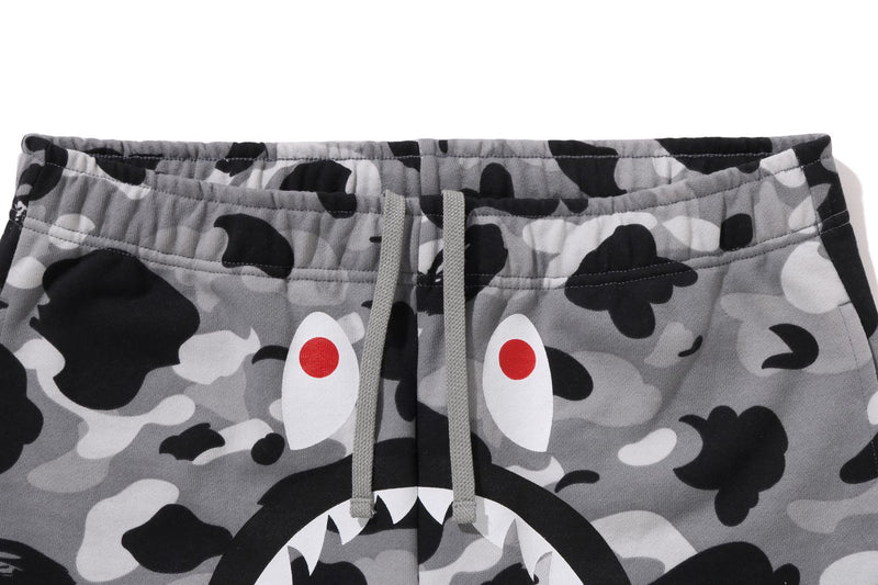 1ST CAMO SHARK REGULAR FIT SWEAT SHORTS