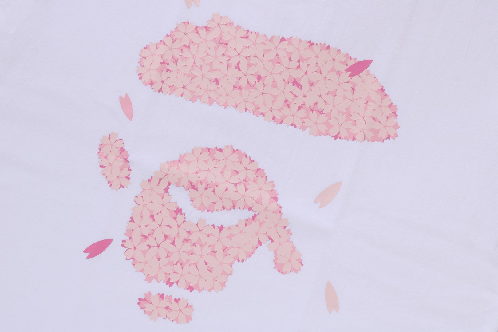 A BATHING APE® Sakura Ape Face Tee | Bape official website – uk