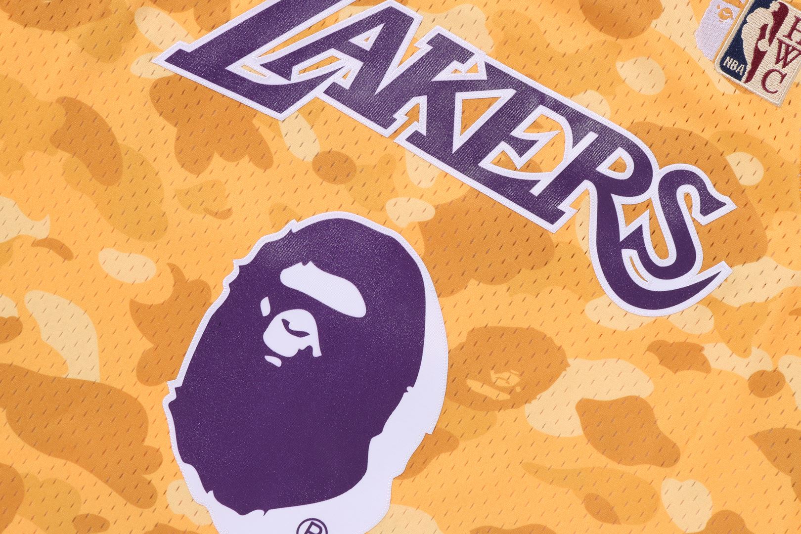 A BATHING APE® BAPE X M&N NBA - Los Angeles Lakers Swingman Jersey