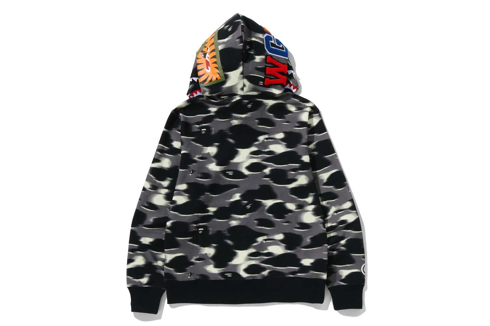 A BATHING APE® Screen Camo Shark Full Zip Hoodie | Bape official