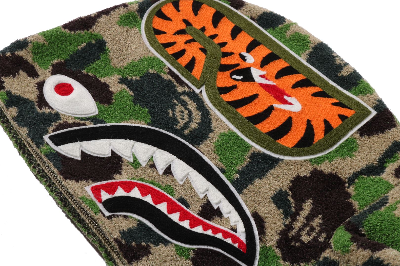 A BATHING APE® Abc Camo Towel Jacquard Shark Cropped Full Zip