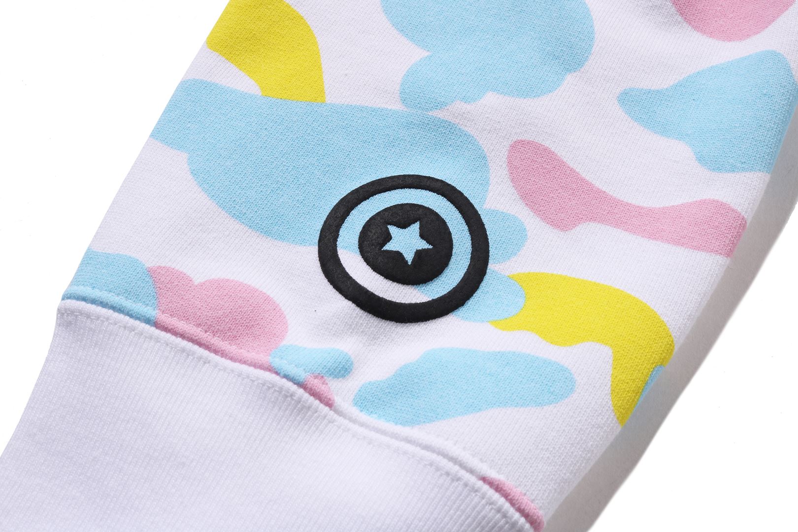 A BATHING APE® New Multi Camo Baby Milo Regular Fit Full Zip