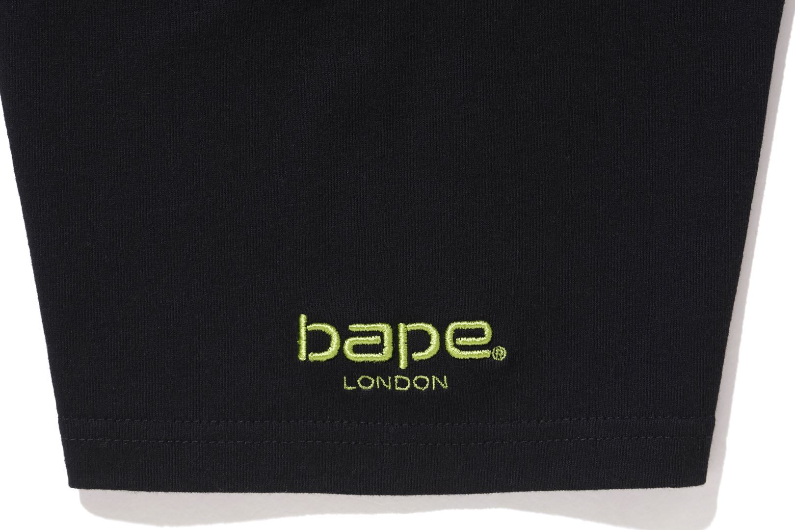 A BATHING APE® 0ZX BAPE TE SHORTSLEEVETEE | Bape official website