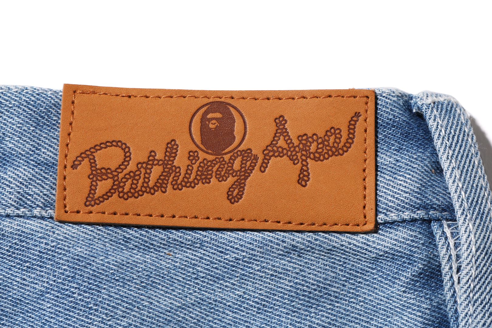 A bathing ape outlet jeans