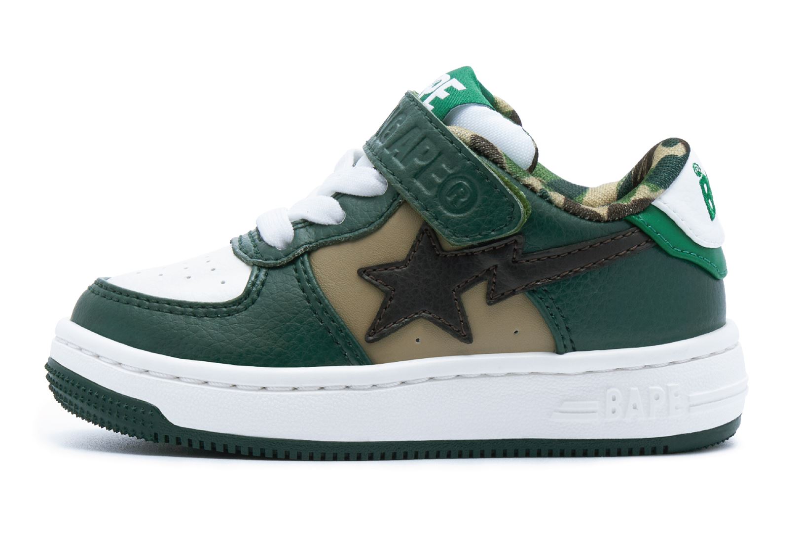 A bathing shop ape shoes