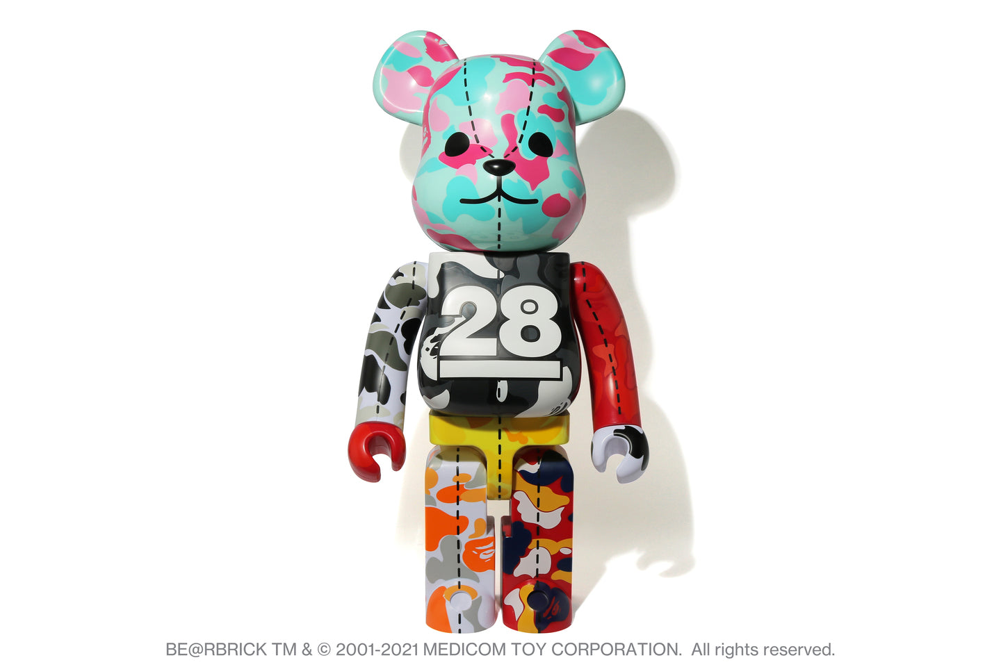 A BATHING APE® 28TH ANNIVERSARY BE@RBRICK BAPE CAMO 1000%