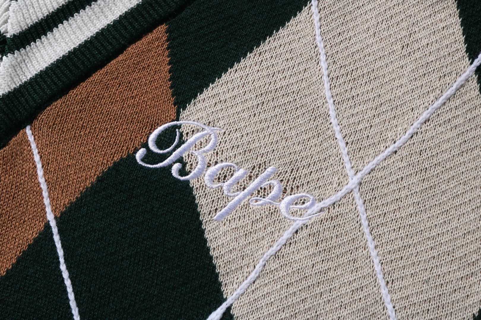 Blanket Embroidery Argyle Knit Vest