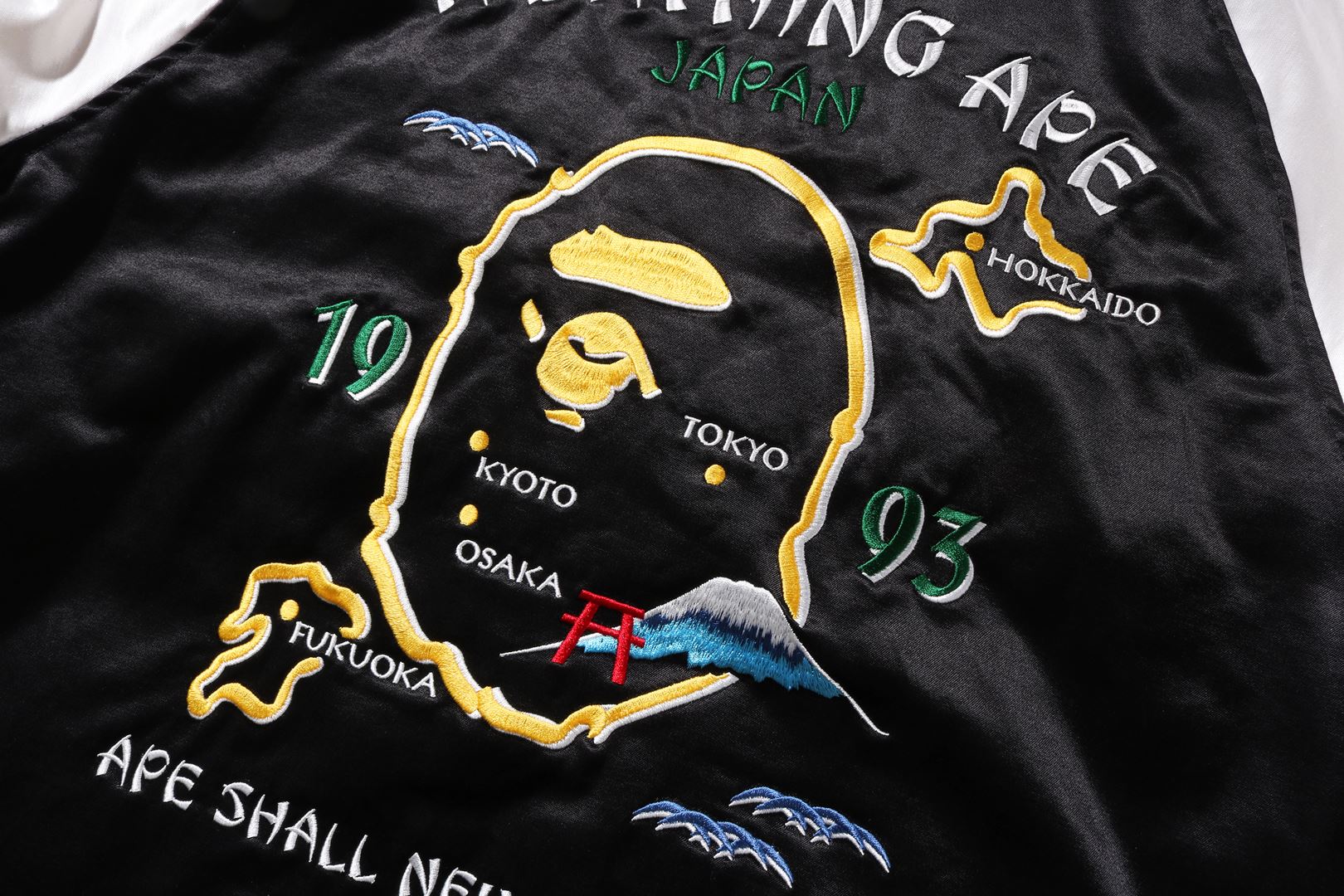 JAPAN SOUVENIR JACKET – uk.bape.com