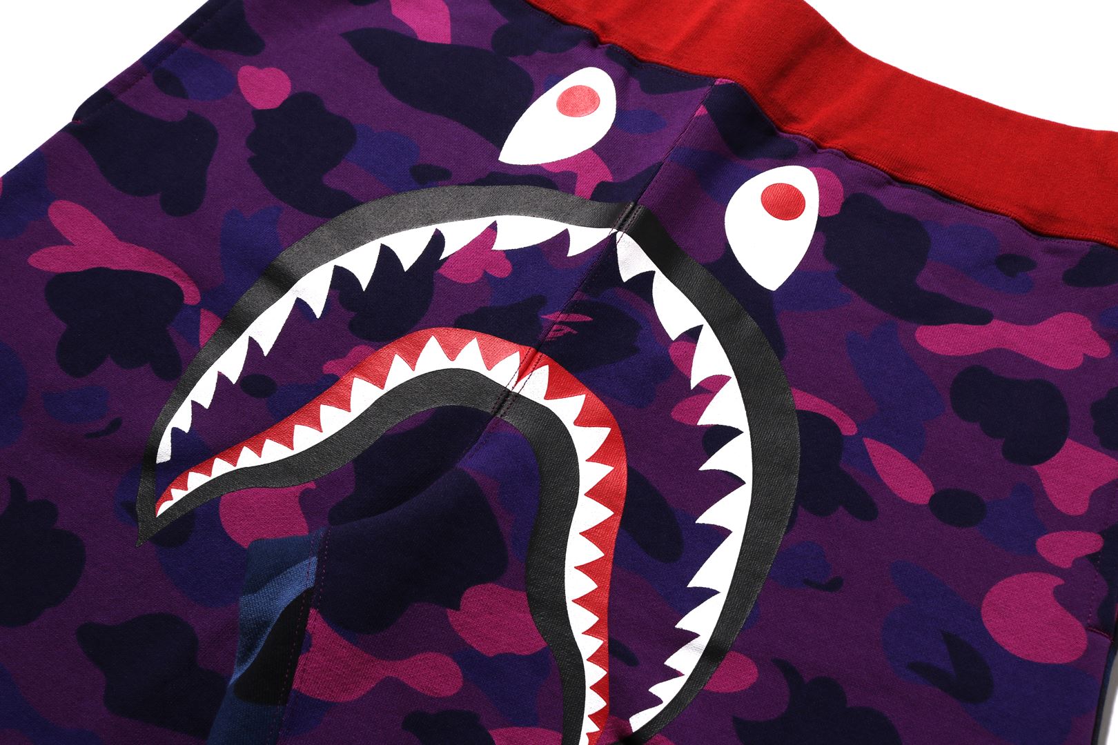 CRAZY CAMO SHARK SWEAT SHORTS