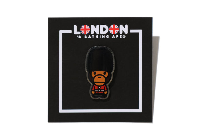 BAPE STORE® LONDON BABY MILO THE GUARDS PINS